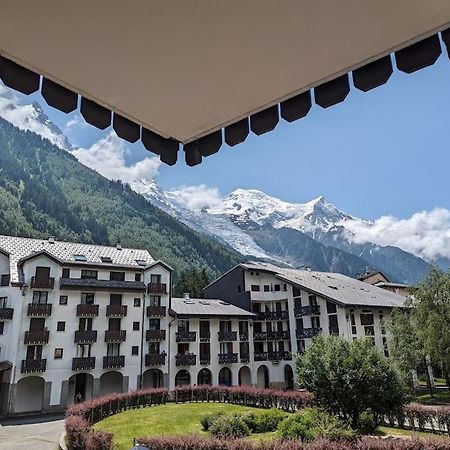 Central Spacious Flat With Private Parking Chamonix Exterior photo